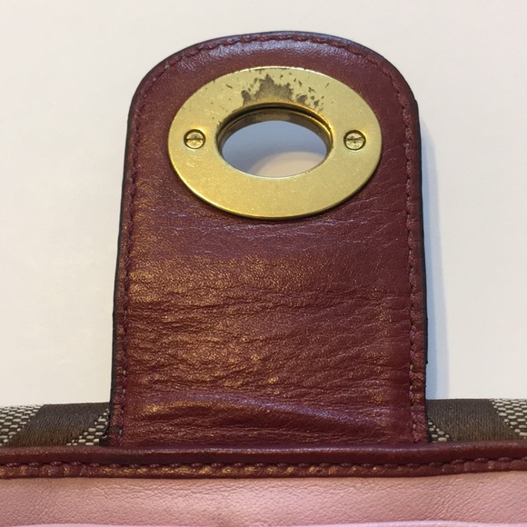 Beautiful Coach Wallet - Picture 8 of 8